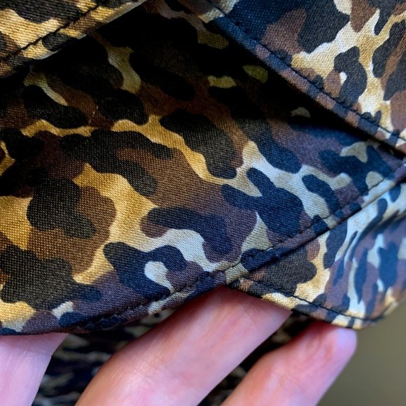 Maggy London Dress, Brown, black & gold print, Size 4, Under knee, All lining.LN - Picture 5 of 13